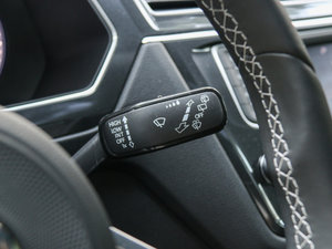 2017380TSI R-line п؅^