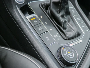 2017380TSI R-line п؅^