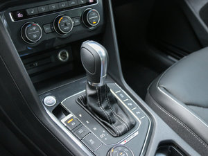 2017380TSI R-line п؅^