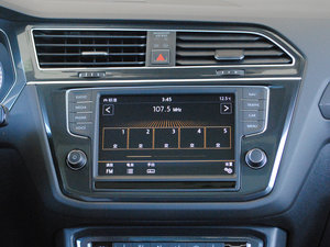 2017款330TSI 高配型 音响调节