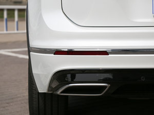 2017380TSI R-line (x)(ji)^