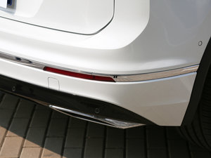 2017380TSI R-line (x)(ji)^