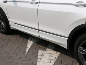 2017380TSI R-line (x)(ji)^