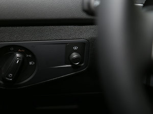 2017380TSI R-line п؅^