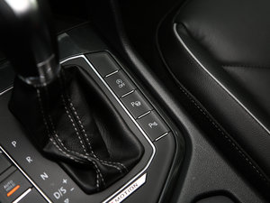 2017380TSI R-line п؅^