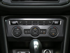 2017款380TSI R-line 空调调节