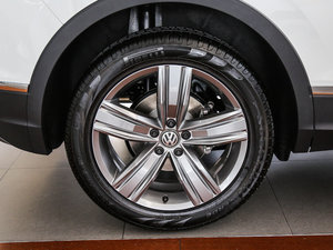 2017330TSI (chung) (x)(ji)^