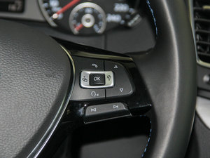 2016款380TSI 澄净蓝 中控区