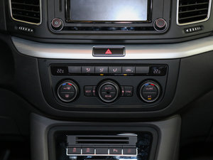 2016款280TSI 乐享型 7座 空调调节