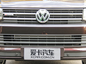 2016款2.0TSI 四驱舒适版 9座 中网