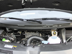 2016款2.0TSI 四驱舒适版 9座 发动机
