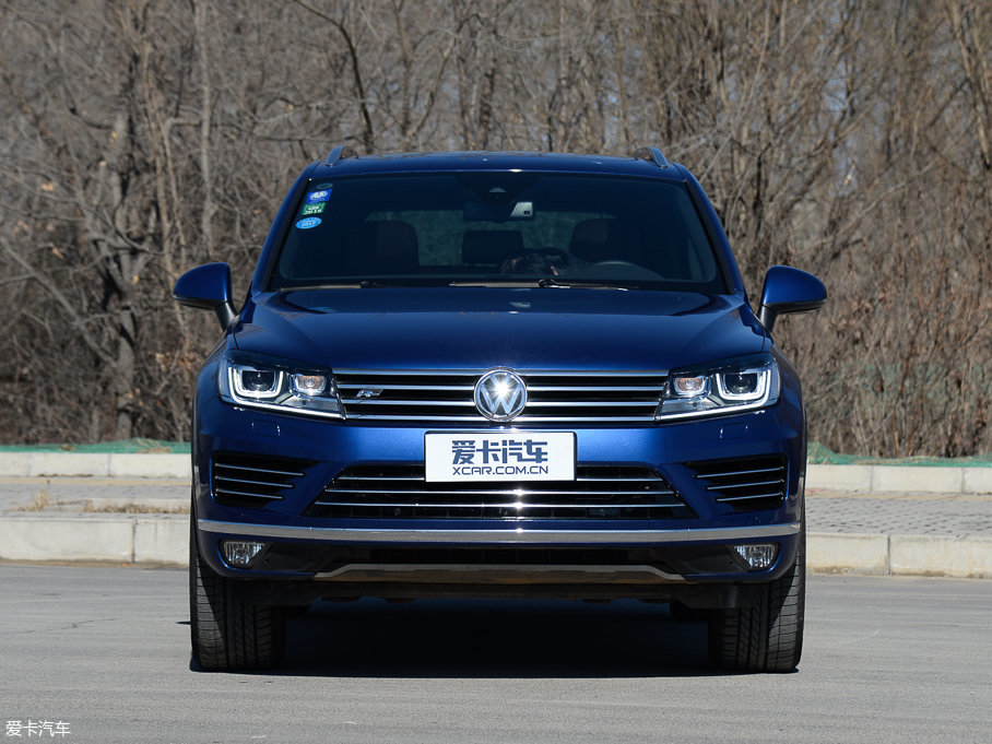 2017;J 3.0 TSI R Line ʷ