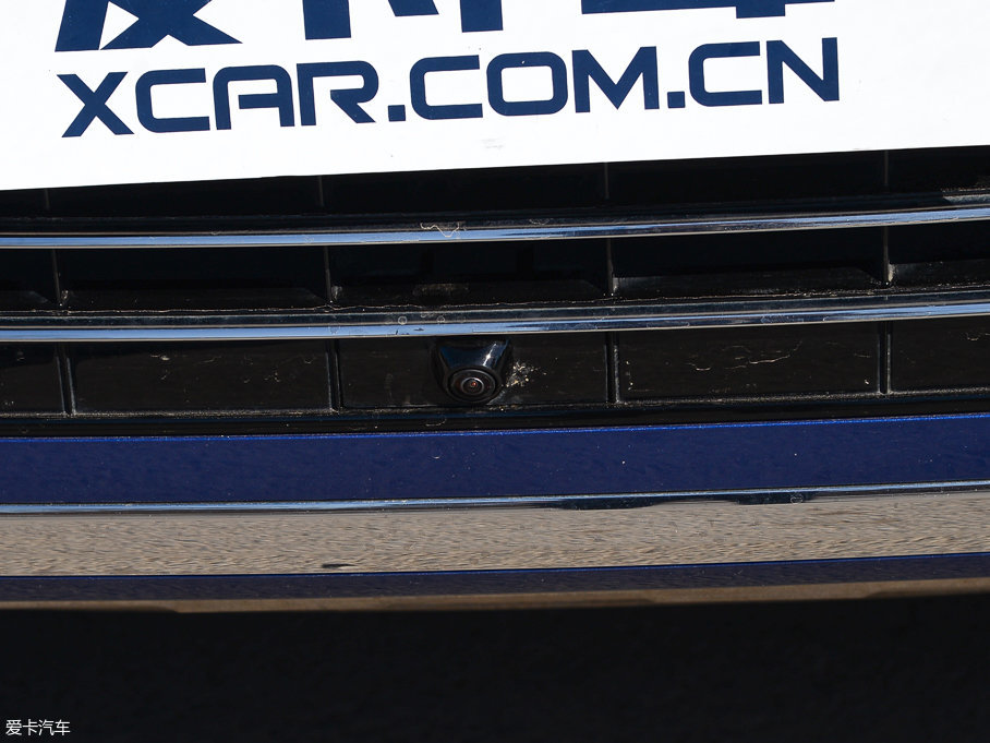 2017;J 3.0 TSI R Line ʷ