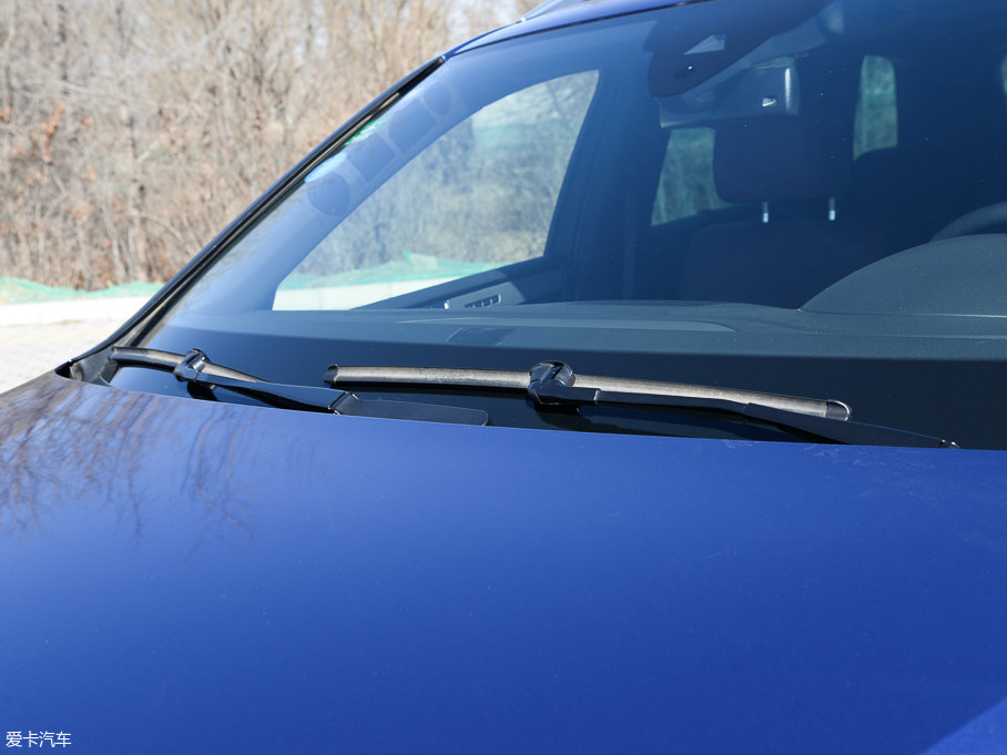 2017;J 3.0 TSI R Line ʷ