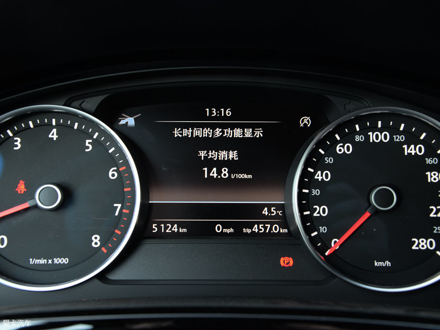 2017;J 3.0 TSI R Line ʷ