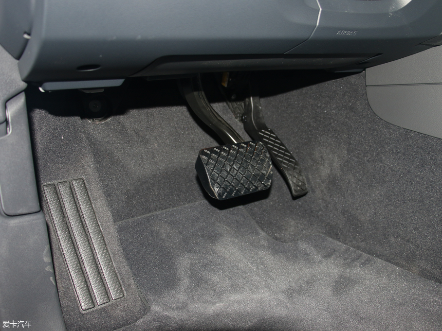 2017;J 15o(j) R-Line