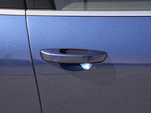 20173.0 TSI R Line ʷ ^