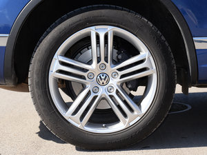 20173.0 TSI R Line ʷ ݆Ȧ