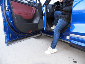 20173.0 TSI R Line ʷ g