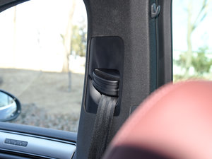 20173.0 TSI R Line ʷ g