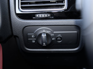 20173.0 TSI R Line ʷ п؅^(q)