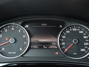 20173.0 TSI R Line ʷ п؅^