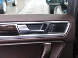 20173.0 TSI R Line ʷ g