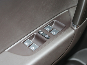 20173.0 TSI R Line ʷ v܇Ƅ