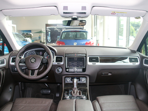 20173.0 TSI R Line ʷ ȫ