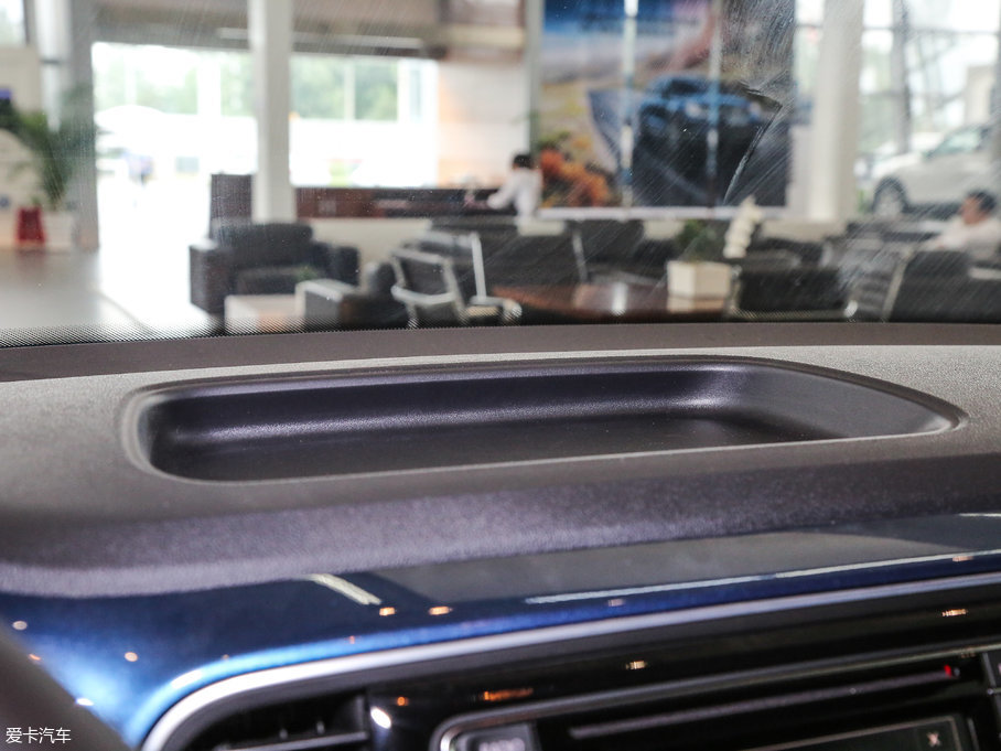 2017ךx(chng) 180TSI ˘(l)