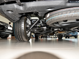 20172.0TSI (q)A 7 (x)(ji)^