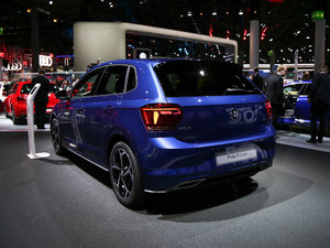 2017��R-Line ���w���^