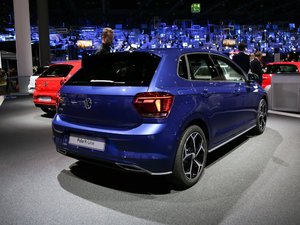 2017��R-Line ���w���^