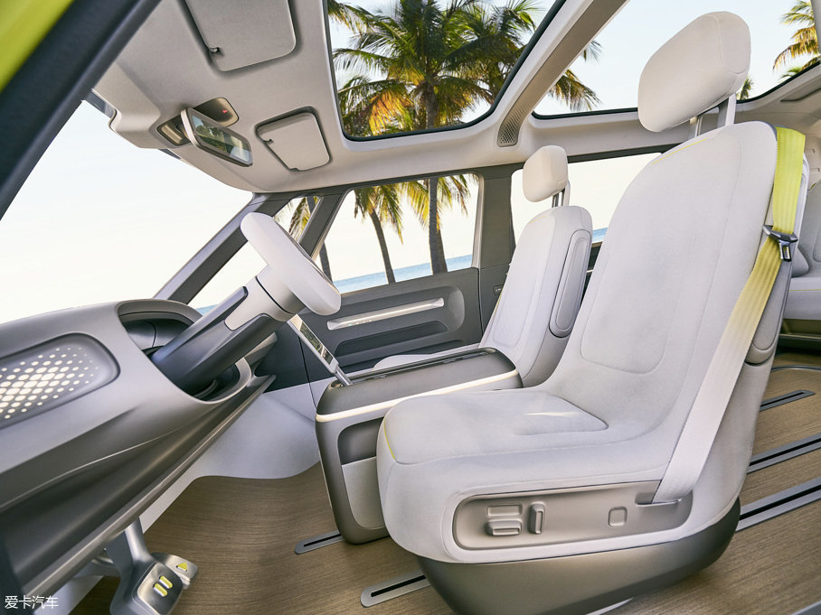 2017���ID. Buzz Concept