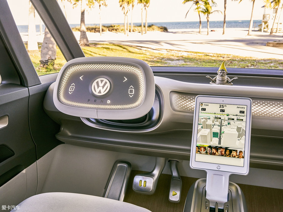 2017���ID. Buzz Concept