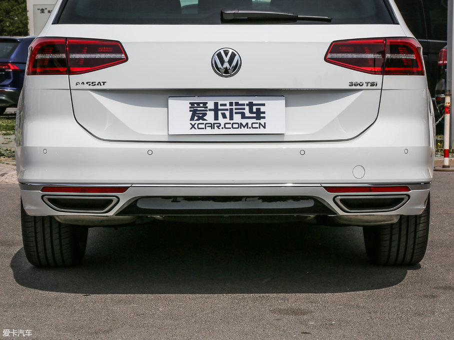 2017ε 380TSI (q)R-line