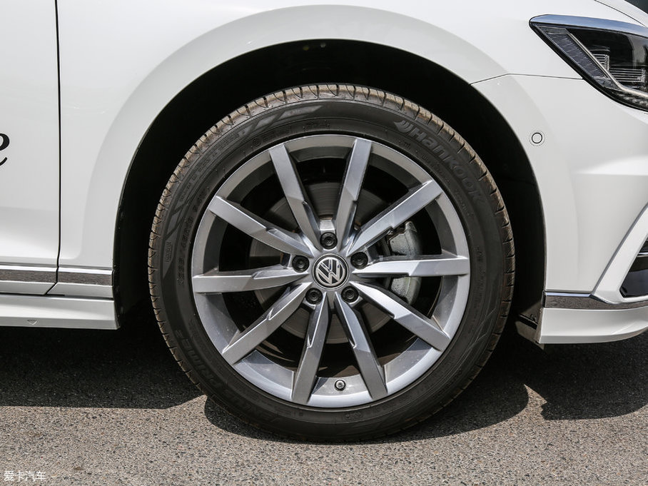 2017ε 380TSI R-line