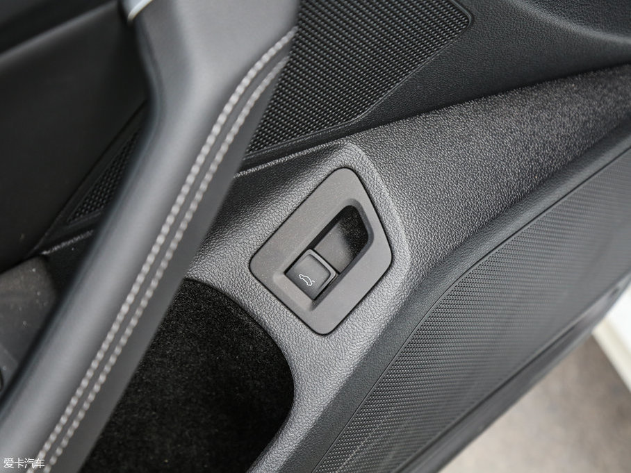 2017ε 380TSI (q)R-line