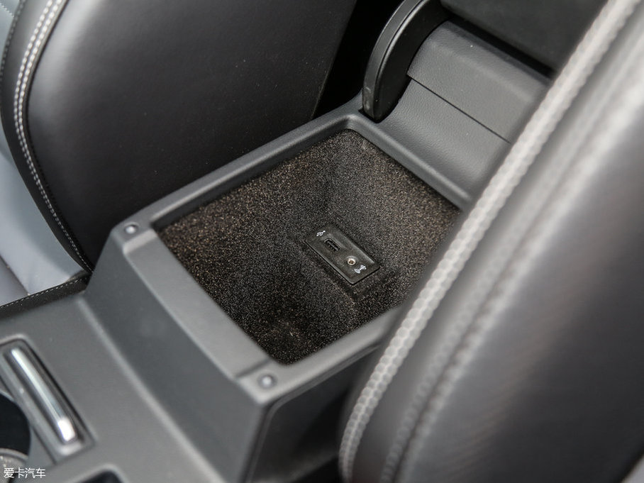 2017ε 380TSI R-line