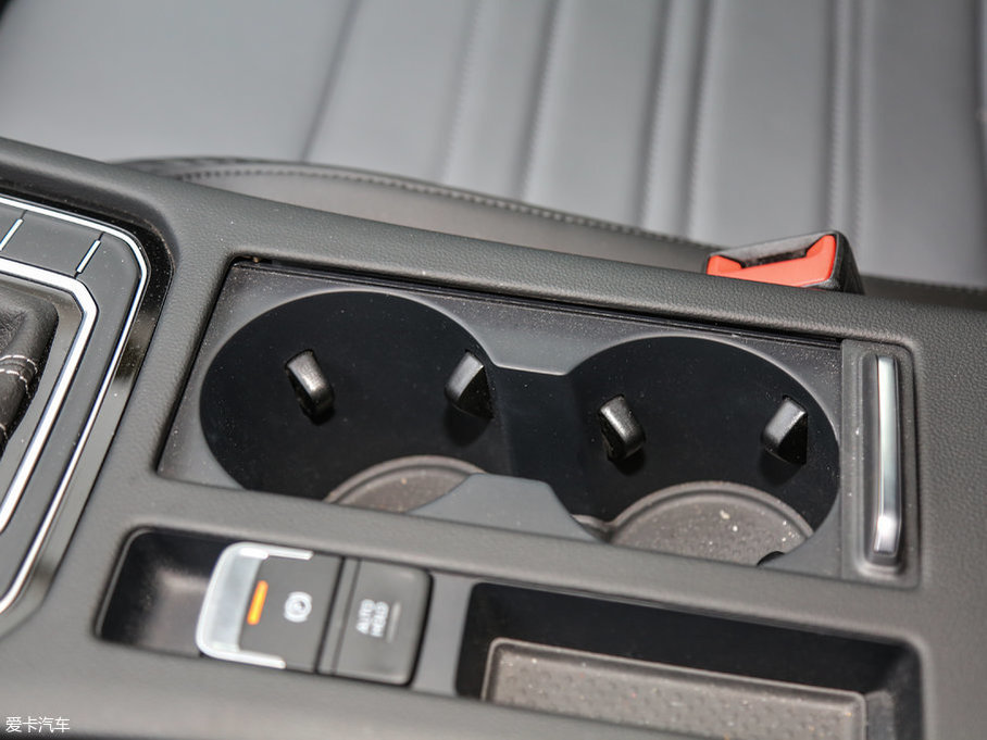 2017ε 380TSI R-line