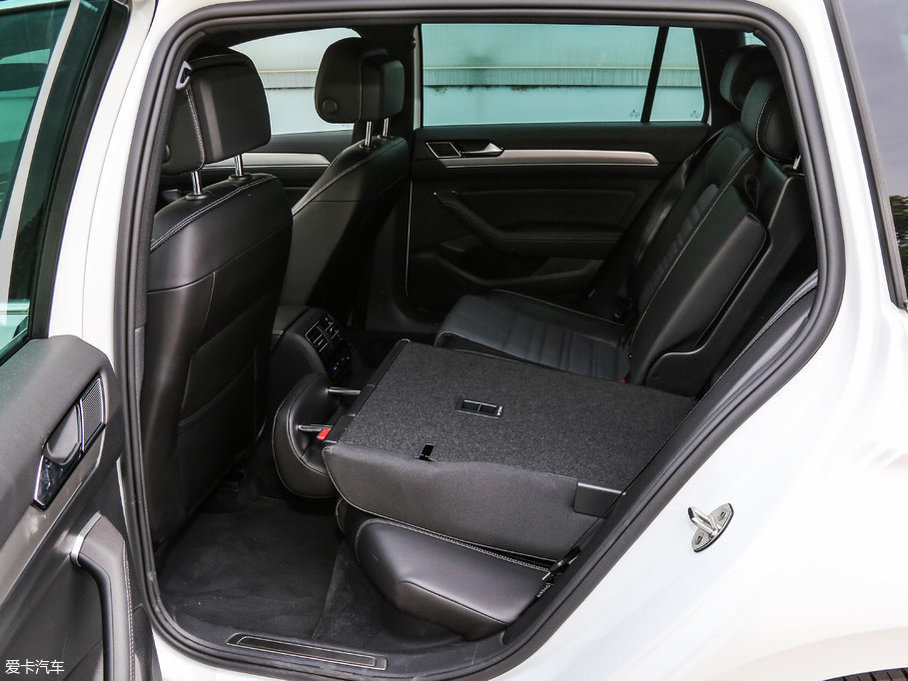 2017ε 380TSI R-line