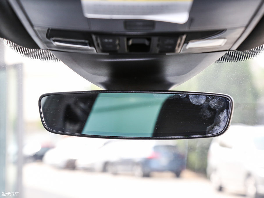 2017ε 380TSI R-line