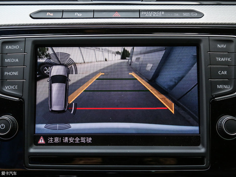 2017ε 380TSI R-line