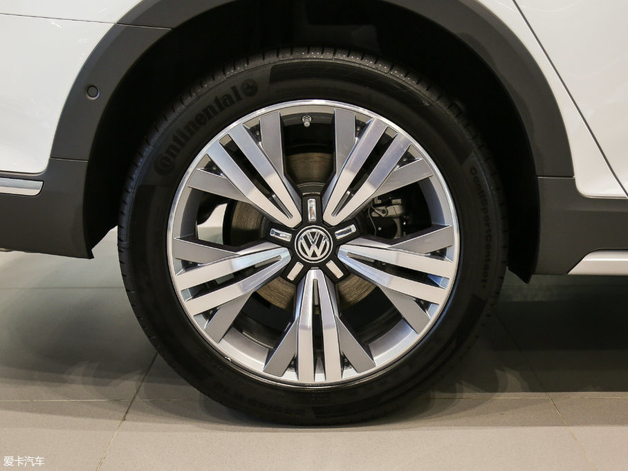 2017ε 380TSI (q)vа