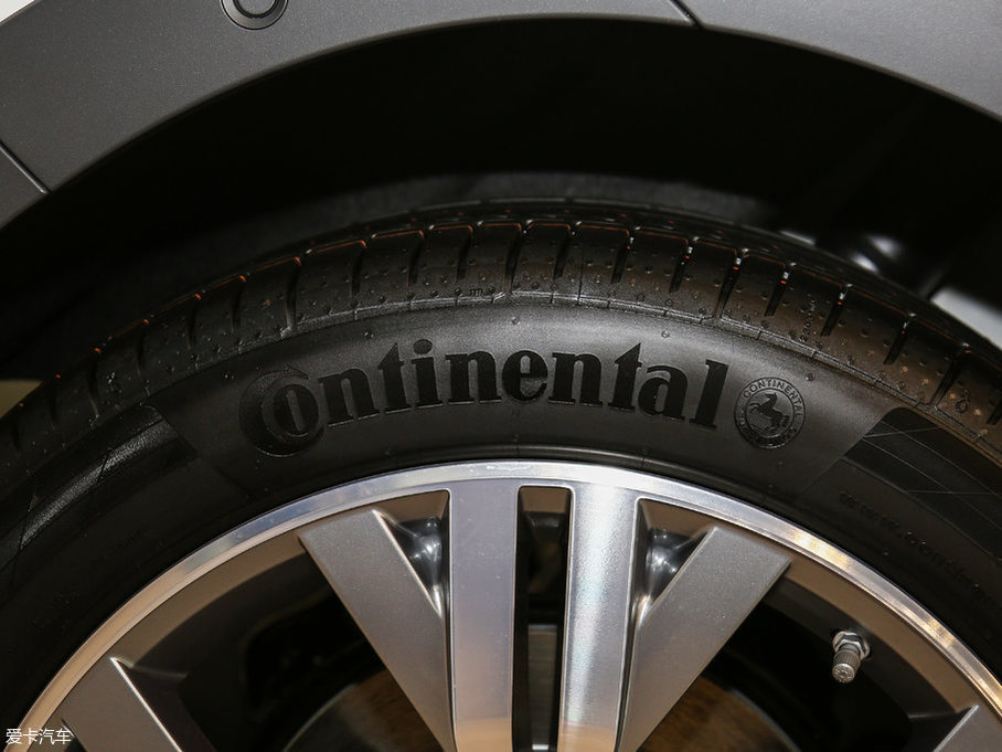 2017ε 380TSI (q)vа