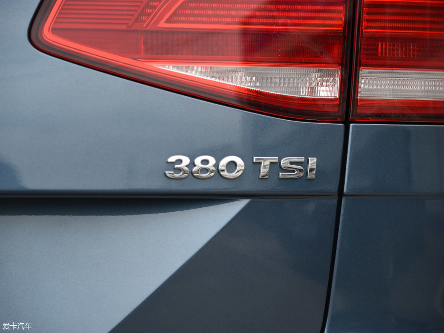 2017ε 380TSI а