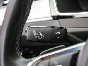 2017380TSI R-line п؅^