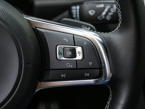 2017380TSI R-line п؅^