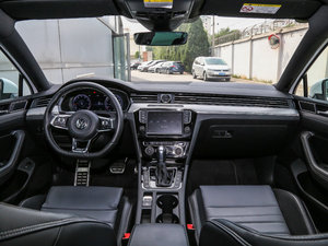 2017380TSI R-line п؅^