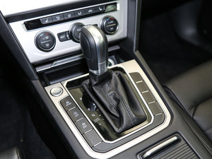 2017款380TSI 两驱舒行版 中控区